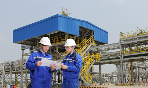 濮阳惠成：拟不超2200万元收买雷佰瑞不高于370051%股权