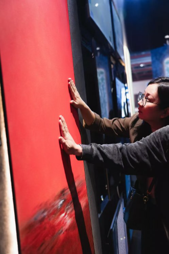 用“艺术礼盒”亮相2025广州设计周,VillaePaint会玩! 中网行业信息网