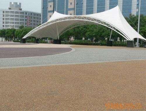 彩色透水地坪.jpg 彩色透水地坪.jpg