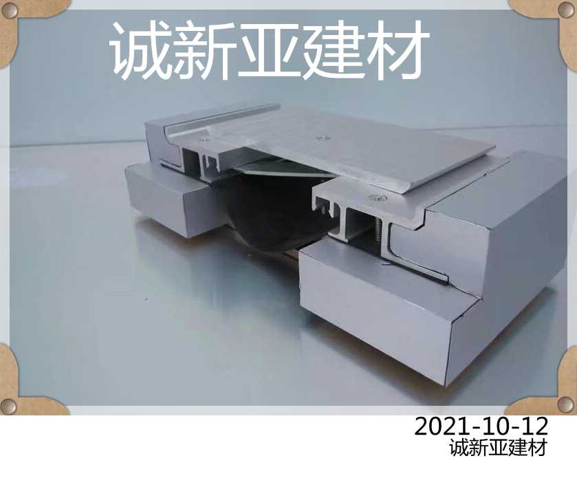 C4EF77D24A381CA7E8D904FCB167AE3D.jpg