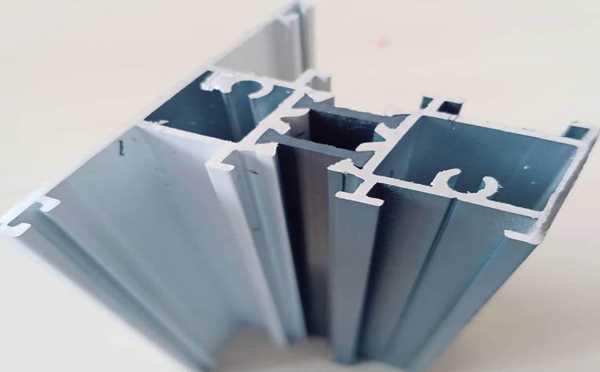2-210PGI541M5.jpg 2-210PGI541M5.jpg