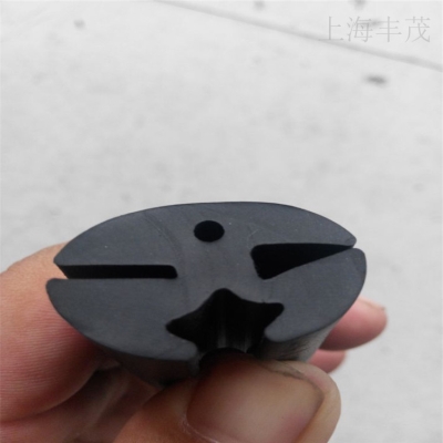 防尘隔音汽车胶条