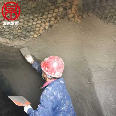管道设备专用耐磨陶瓷涂料 耐磨捣打料 厂家可施工