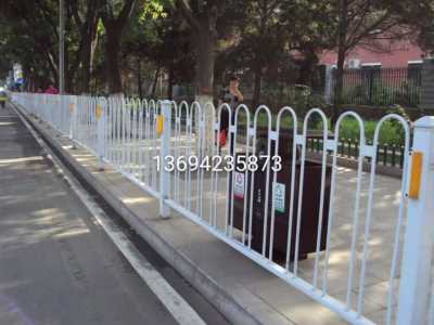 东莞厂家人行道隔离栏 市政交通护栏 道路分流围栏直销