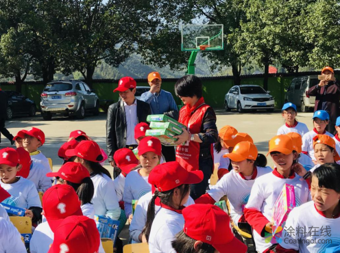 立邦「为爱上色」再度走进湖北“孟垅小学”，用爱刷新孩子们的未来 中国涂料在线，coatingol.com