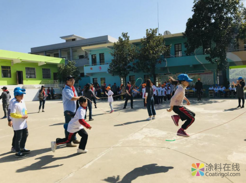 立邦「为爱上色」再度走进湖北“孟垅小学”，用爱刷新孩子们的未来 中国涂料在线，coatingol.com