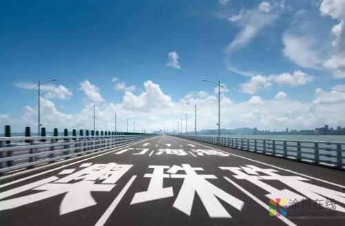 001.jpg 港珠澳大桥上的长达双组份标线 中国涂料在线,coatingol.com