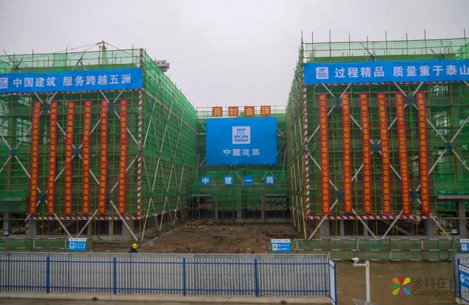 成都大宝化工综合楼喜封金顶，大宝漆发力西部市场 中国涂料在线，coatingol.com