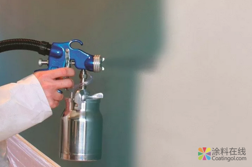 水漆施工：刷滚喷哪种好？ 中国涂料在线，coatingol.com