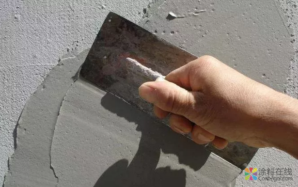 外墙涂料泛碱泛白怎么办?这样处理 中国涂料在线,coatingol.com