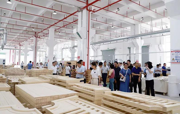 与国内外行业大咖，共同见证巴德士博士家居全产业链制造实力！ 涂料在线，coatingol.com