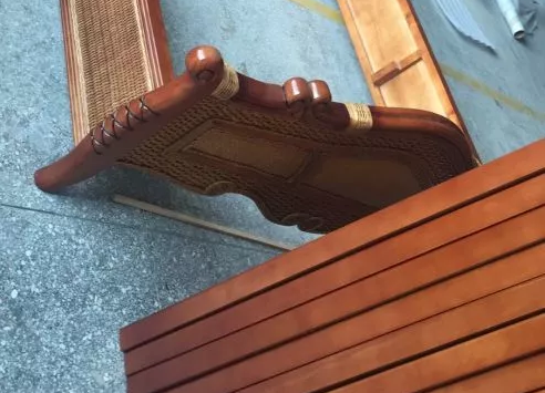 如何正确使用水性木器漆防止家具掉漆 涂料在线,coatingol.com