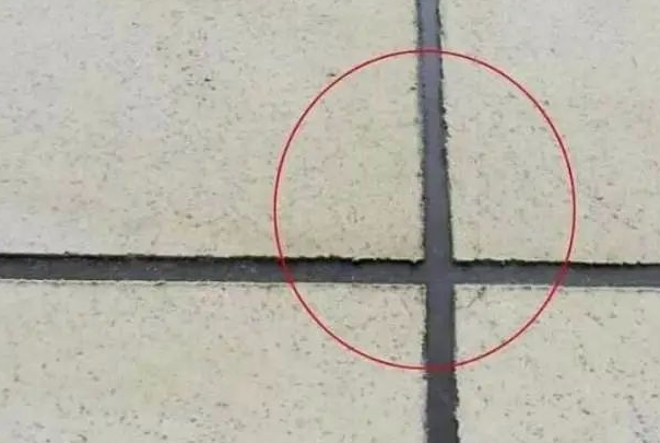 小区低价真石漆外墙出问题，实为廉价产品作祟！ 涂料在线,coatingol.com