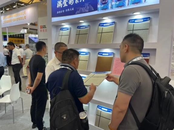 9.jpg 直击富思特涂博会展会现场,精彩瞬间不容错过! 涂料在线,coatingol.com