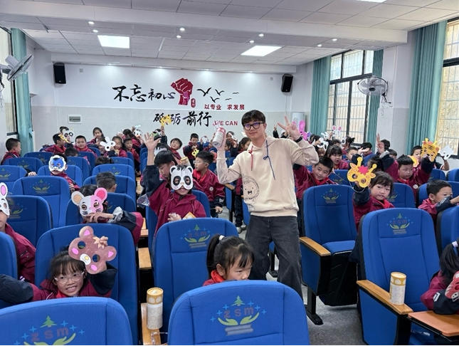 4.jpg 立邦中国携手三一集团开展「为爱上色」公益探访,助力乡村教育多元发展 涂料在线,coatingol.com